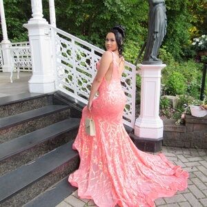 prom dress for sale , size small !